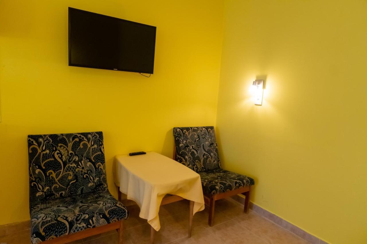 Bed and Breakfast Izabella Panzio à Hajdúszoboszló Extérieur photo